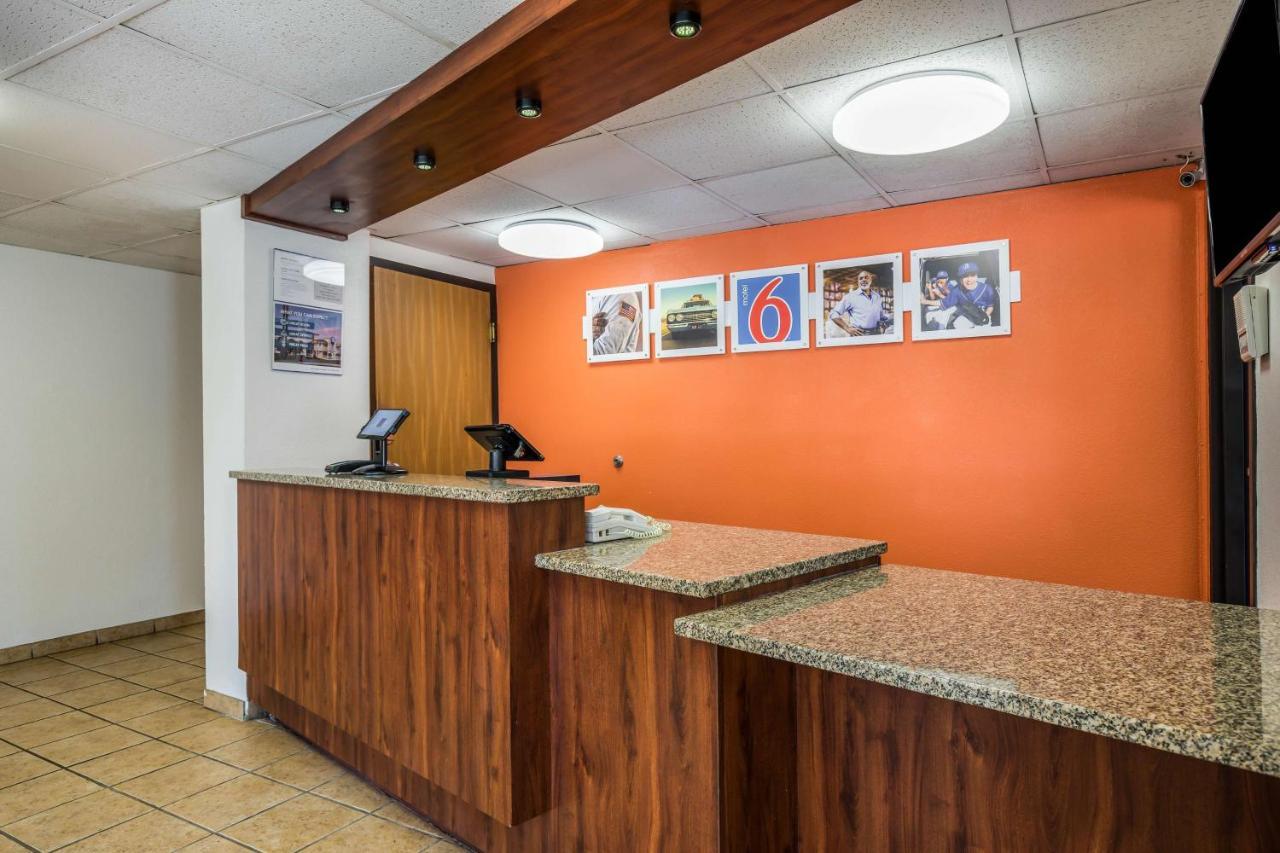 Motel 6-Madison, Wi - East Buitenkant foto